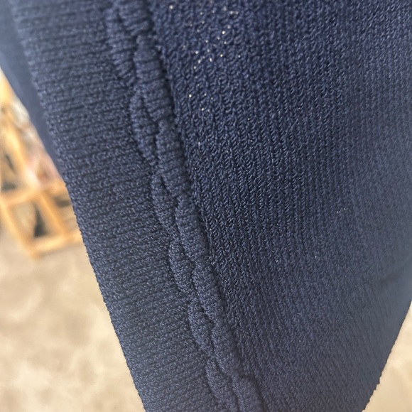 ST JOHN Basics sz M Navy Blue Longer Jacket Cardigan Scalloped Trim - Picture 3 of 10